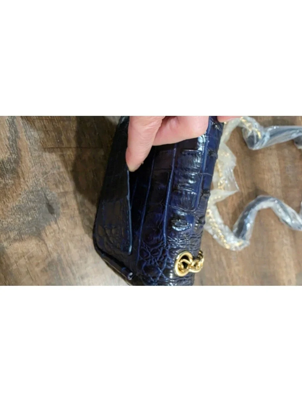 Elegant Navy Blue Croc-Embossed Faux Leather Crossbody Bag with Gold Chain